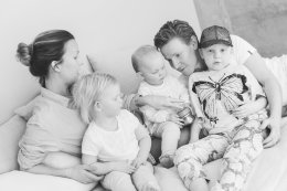 love-599-smallpigart